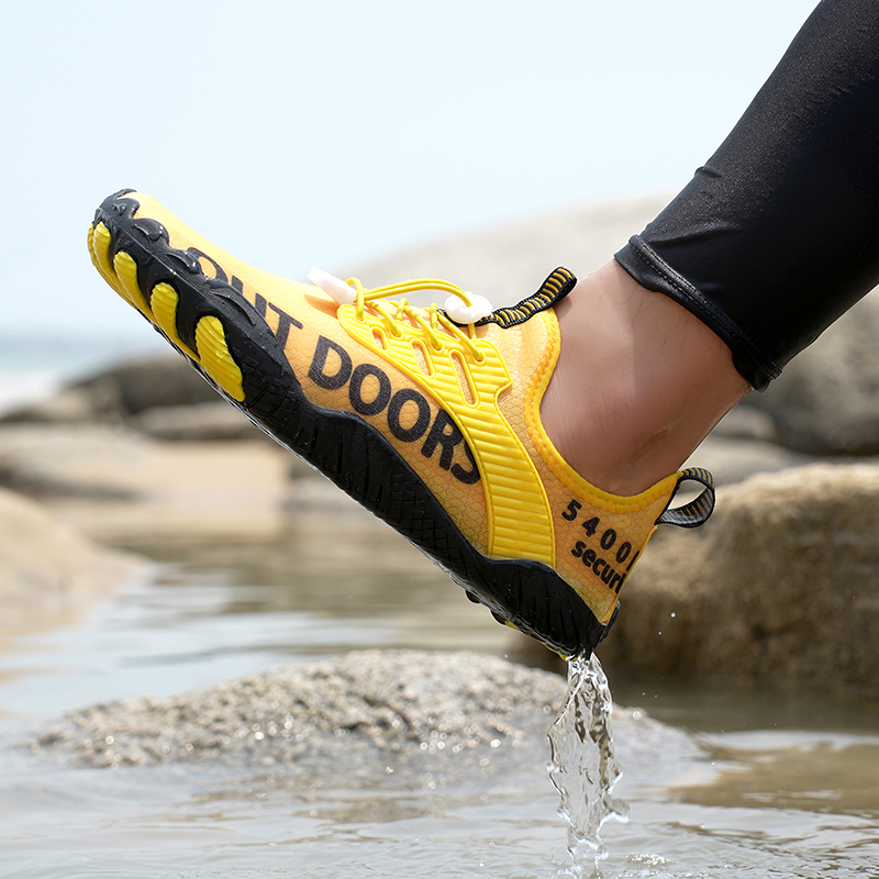 Men Water Shoes Beach Barefoot - Aquatic Sports recensione e prezzo